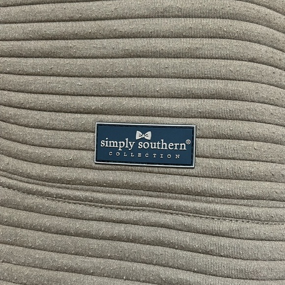 2 Simply Southern Women’s Size Large button collar sweatshirt - Picture 3 of 13